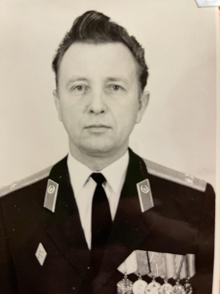 Подполковник Миренков